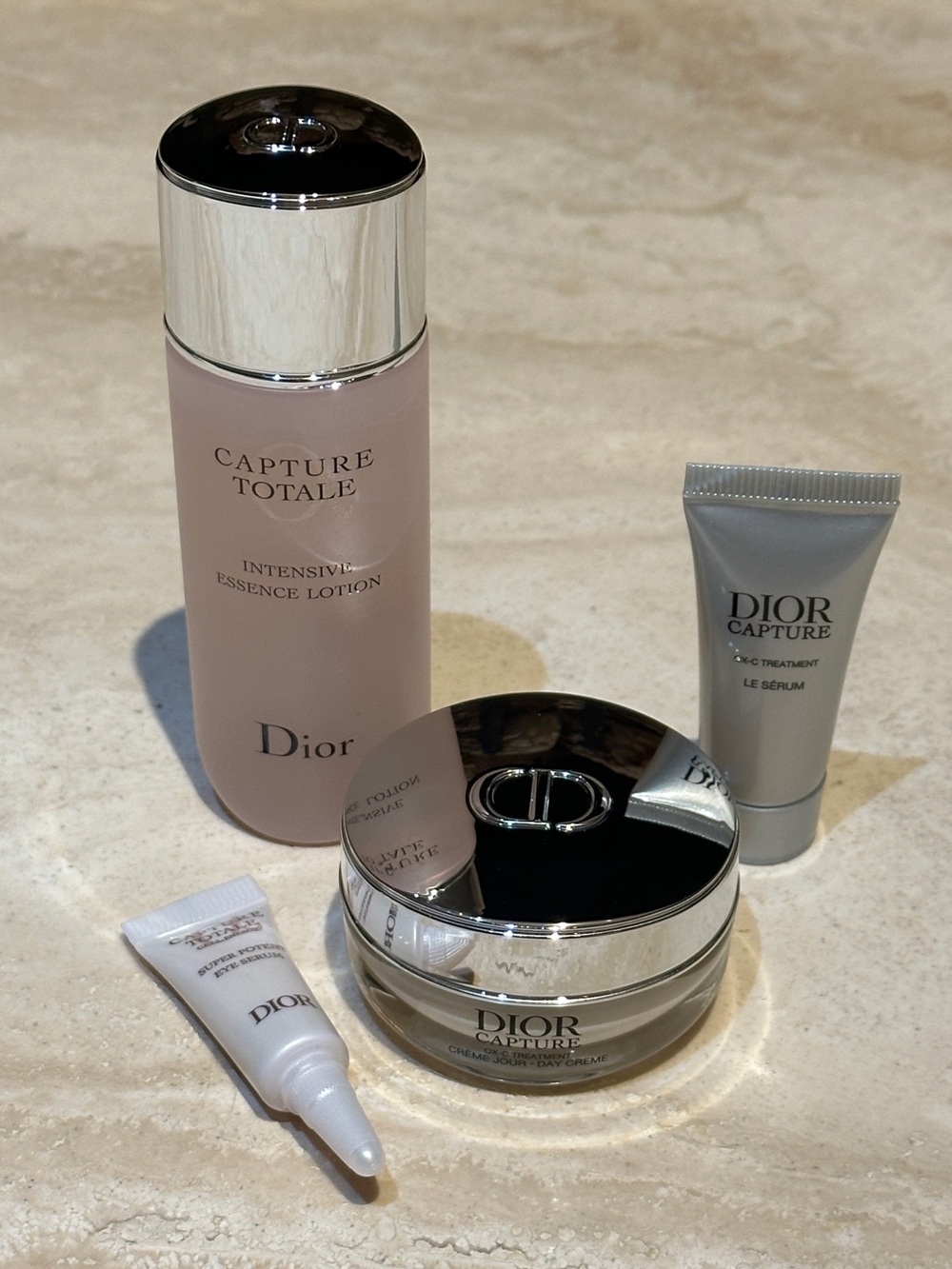 NWOB Dior Capture Totale 5-piece set with Dior white bucket bag - Picture 3 of 6